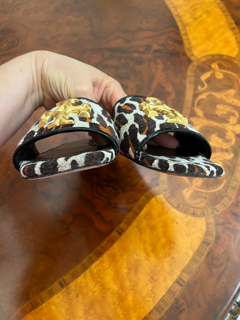 Tory Burch Eleanor Women's Leopard Print Velvet Sandals Slides 6.5 - Picture 6 of 7